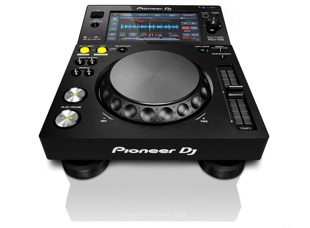 Pioneer DJ XDJ-700 Compact DJ Media Player