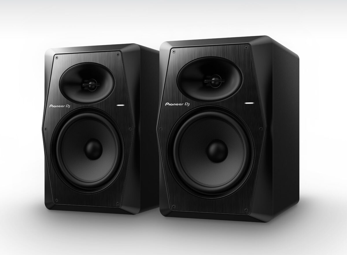Pioneer DJ VM-80 – 8-Inch Active Monitor Speaker