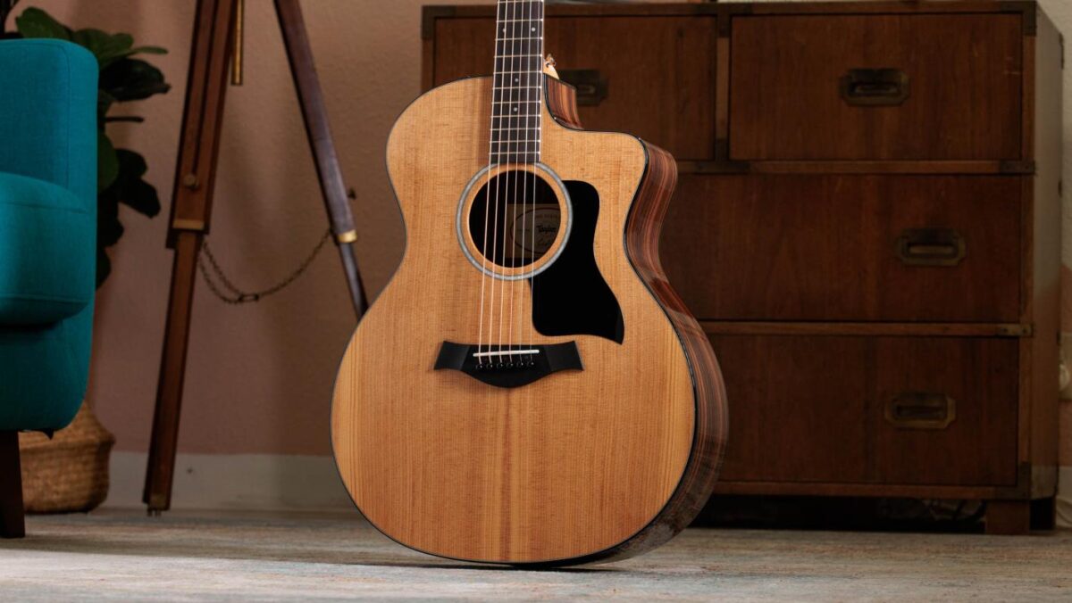 Taylor Guitar 214ce