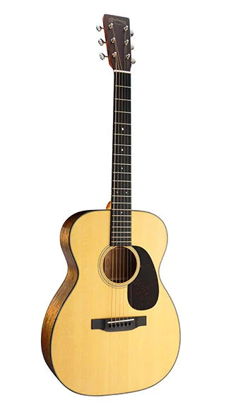 Martin Guitar 000-18